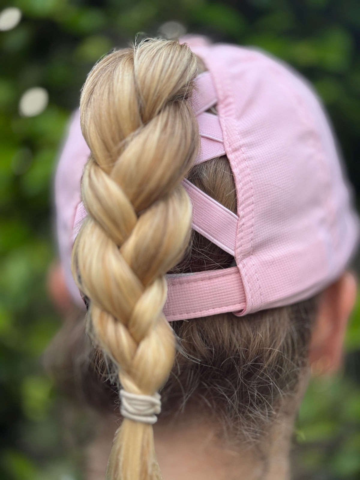 Women’s Ponytail Golf Cap